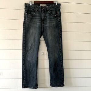 Wrangler W32L29.5 (Marked 30”) Slim Straight  Denim. Mid Rise